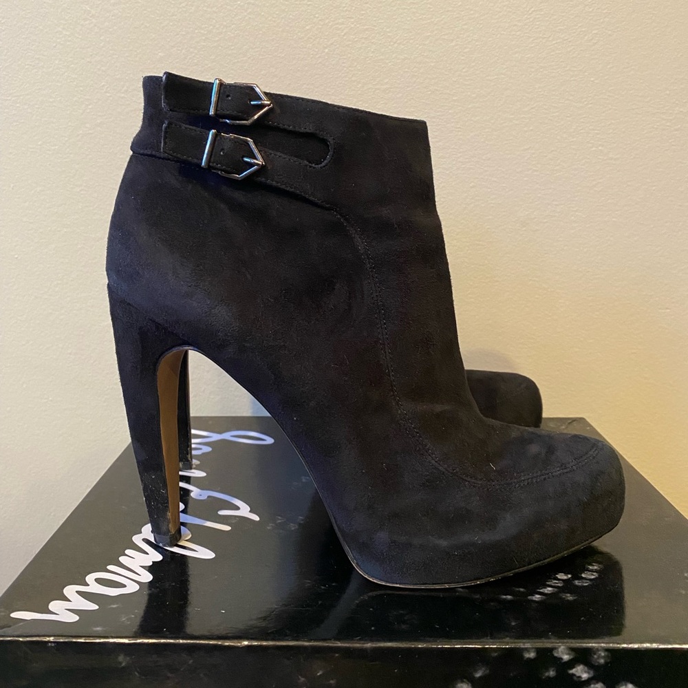 Sam Edelman black suede heeled ankle boot, women’s US 10